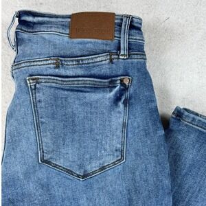Judy Blue Slim Fit Jeans Womens 13/31 Medium Wash High Rise Stretch Denim